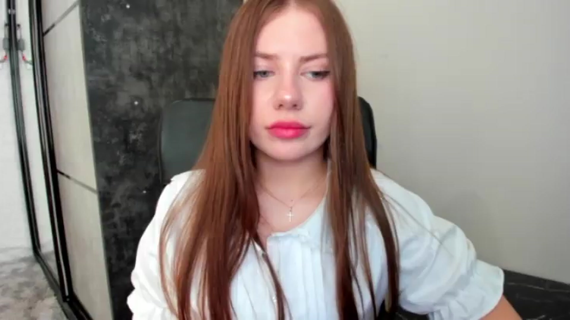 Gallery image thumbnail from FlyingDream's myfreecams stream on, 06/02/2026, 13:16 image 16 of 20