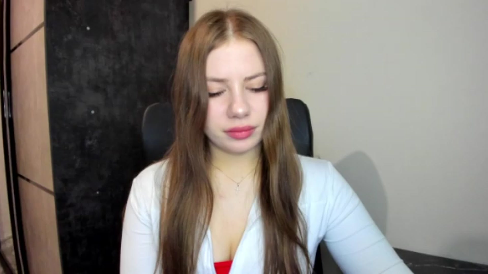 Gallery image thumbnail from FlyingDream's myfreecams stream on, 06/05/2026, 18:58 image 6 of 20