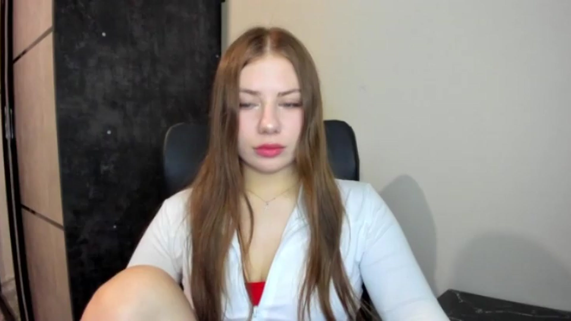 Gallery image thumbnail from FlyingDream's myfreecams stream on, 06/05/2026, 18:58 image 13 of 20