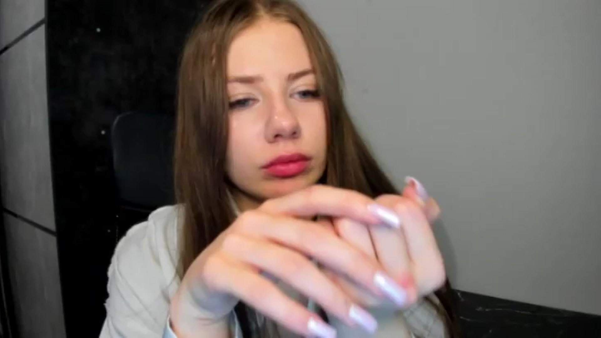 Gallery image thumbnail from FlyingDream's myfreecams stream on, 06/15/2026, 20:37 image 8 of 20