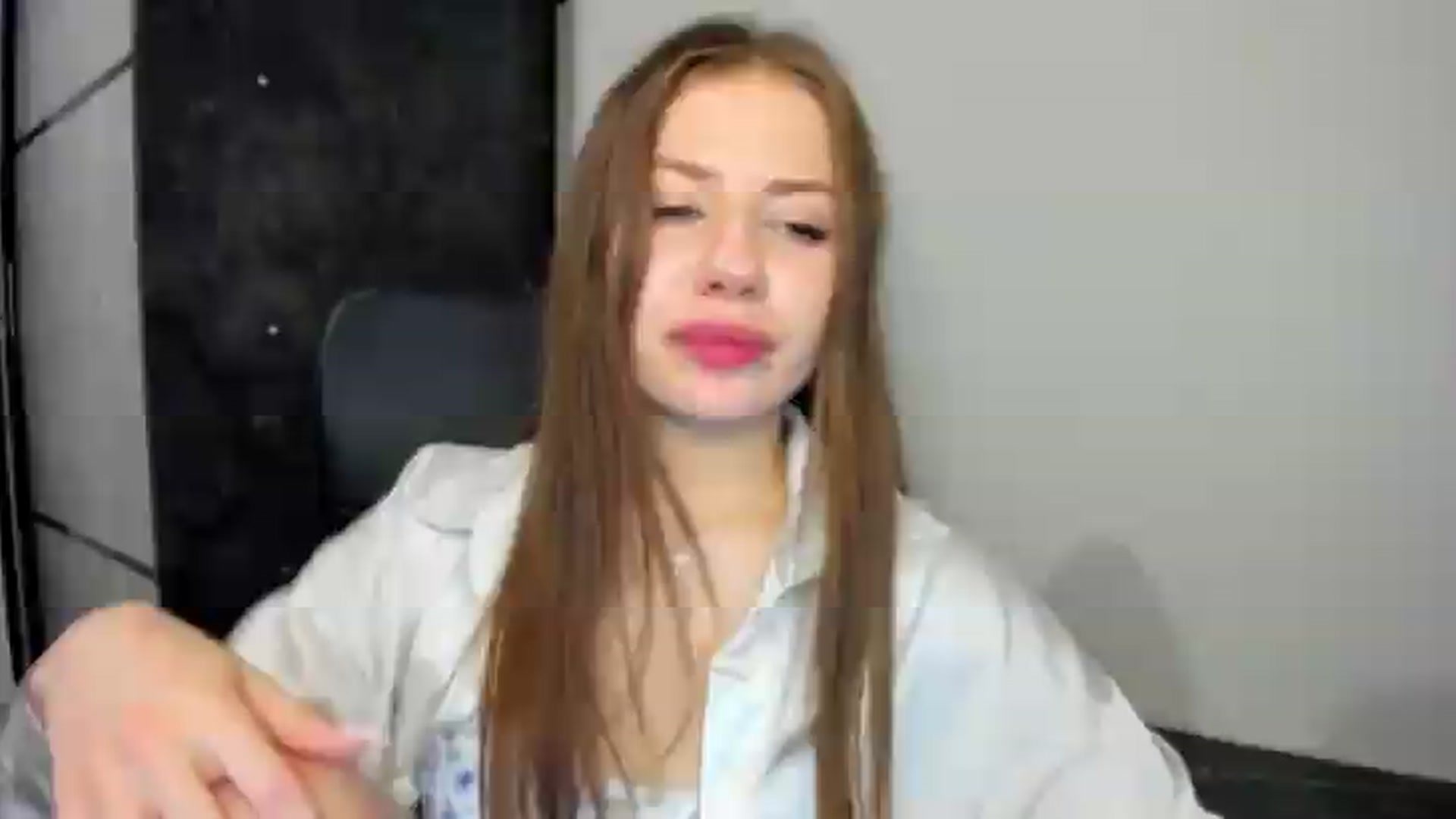 Gallery image thumbnail from FlyingDream's myfreecams stream on, 06/15/2026, 20:37 image 19 of 20