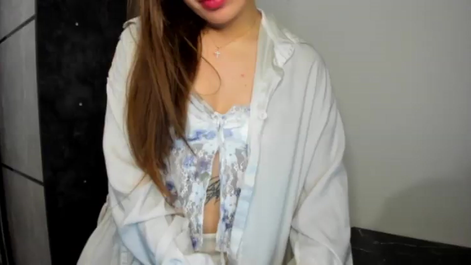 Gallery image thumbnail from FlyingDream's myfreecams stream on, 06/15/2026, 20:37 image 11 of 20