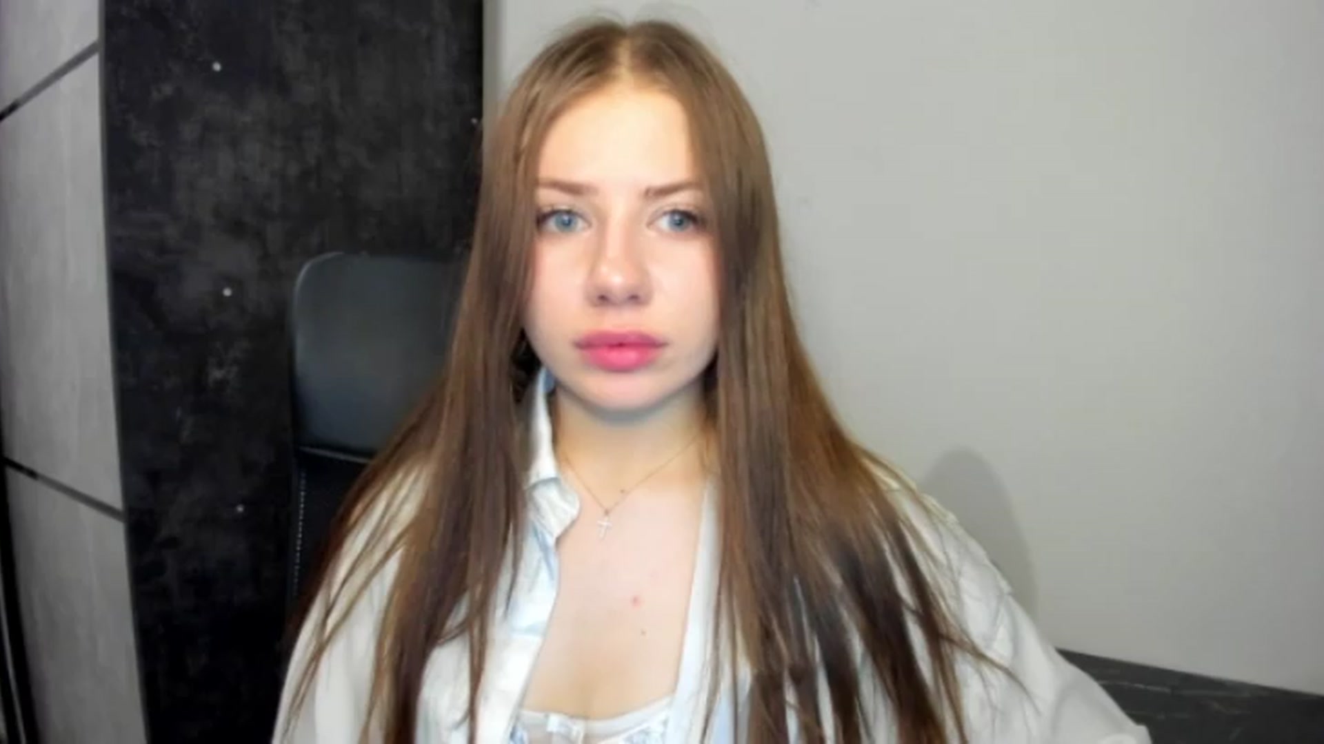 Gallery image thumbnail from FlyingDream's myfreecams stream on, 06/15/2026, 20:37 image 7 of 20