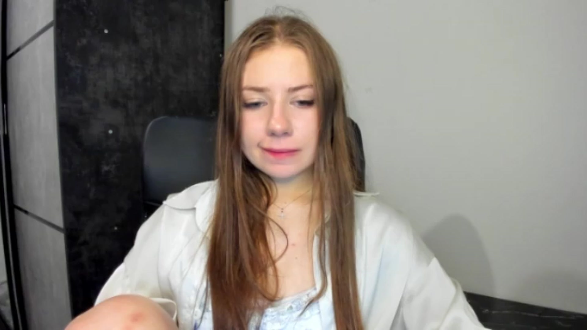 Gallery image thumbnail from FlyingDream's myfreecams stream on, 06/15/2026, 20:37 image 20 of 20