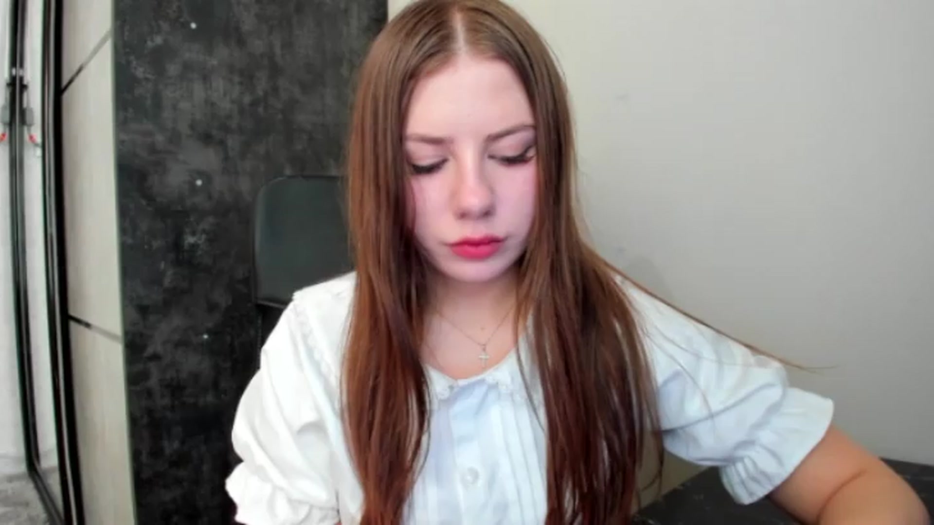 Gallery image thumbnail from FlyingDream's myfreecams stream on, 06/19/2026, 15:33 image 4 of 20