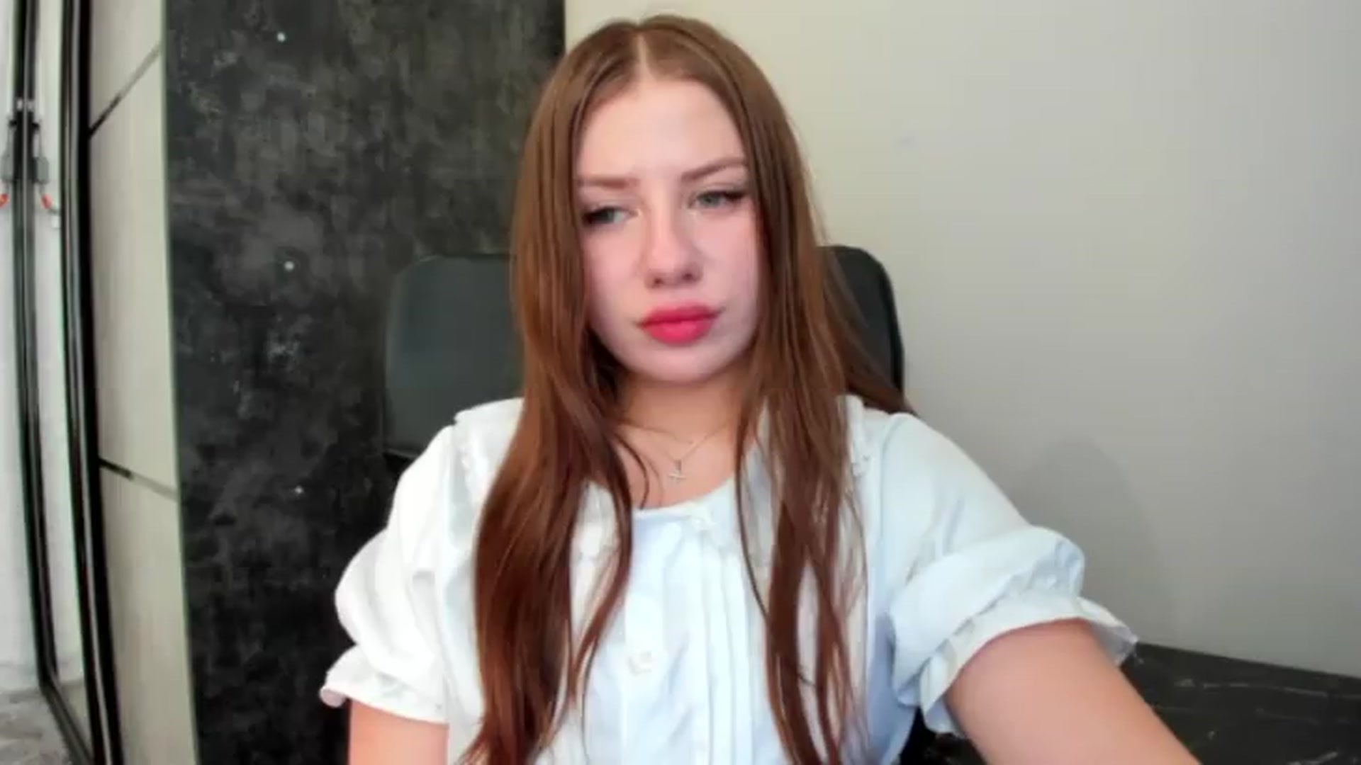 Gallery image thumbnail from FlyingDream's myfreecams stream on, 06/19/2026, 15:33 image 3 of 20