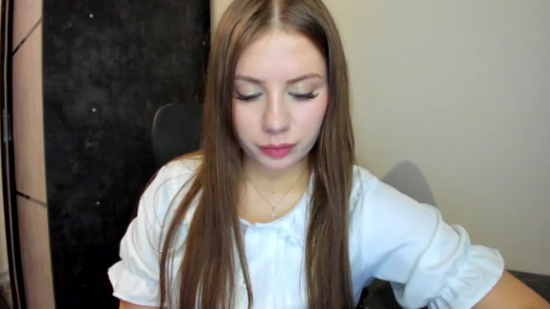 Gallery image thumbnail from FlyingDream's myfreecams stream on, 06/22/2026, 18:45 image 8 of 20