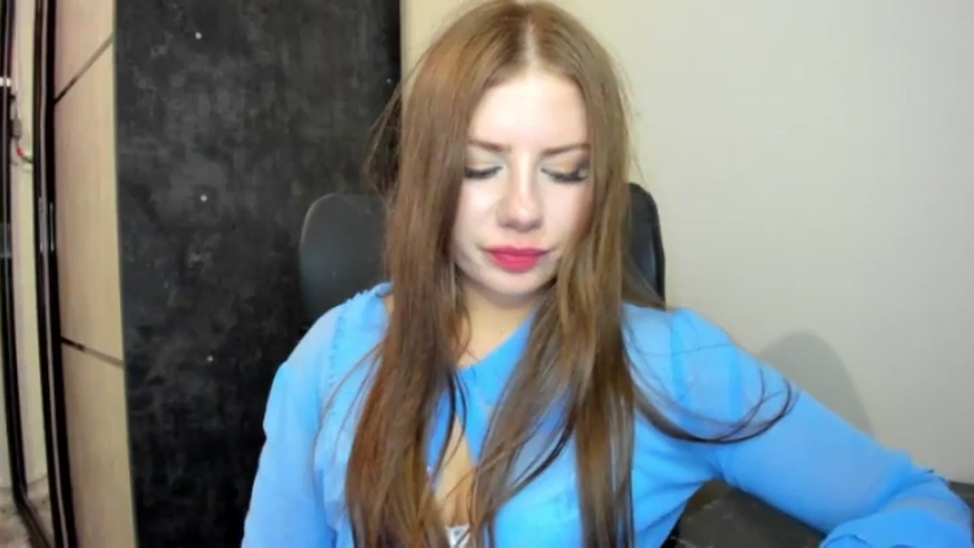 Gallery image thumbnail from FlyingDream's myfreecams stream on, 06/23/2026, 16:39 image 11 of 20