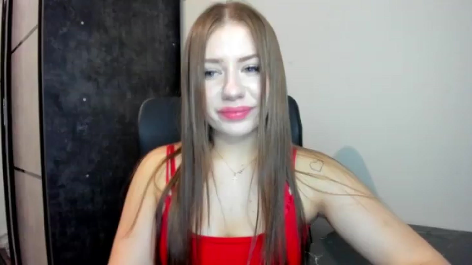 Gallery image thumbnail from FlyingDream's myfreecams stream on, 06/25/2026, 18:58 image 19 of 20