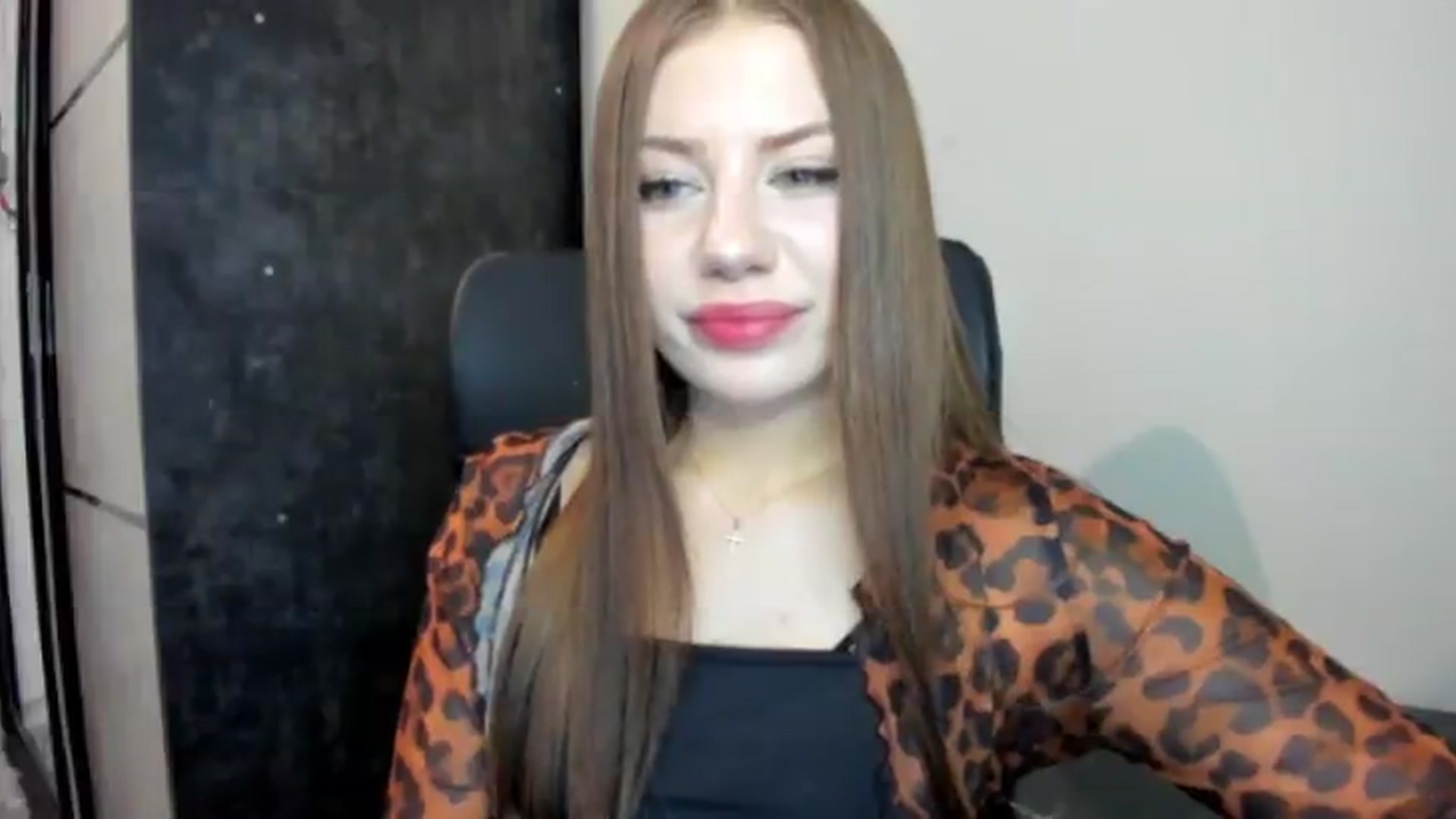 Gallery image thumbnail from FlyingDream's myfreecams stream on, 06/26/2026, 17:25 image 13 of 20