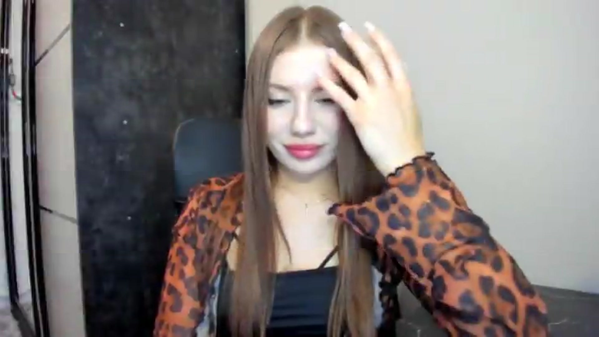 Gallery image thumbnail from FlyingDream's myfreecams stream on, 06/26/2026, 17:25 image 7 of 20