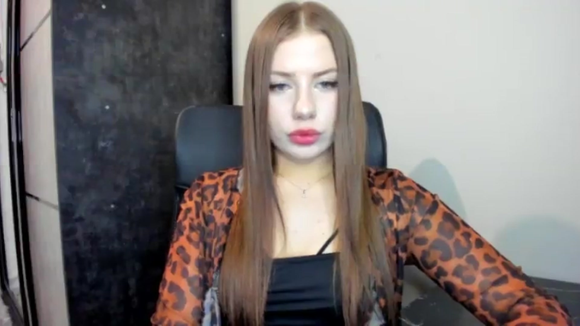 Gallery image thumbnail from FlyingDream's myfreecams stream on, 06/26/2026, 17:25 image 10 of 20