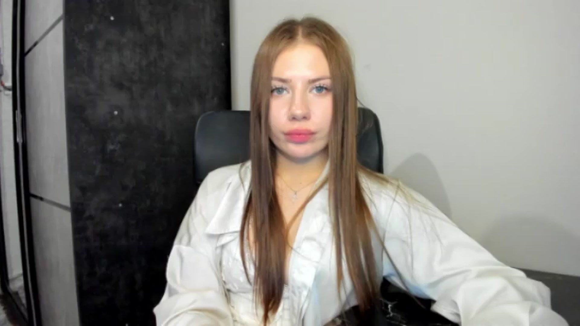 Gallery image thumbnail from FlyingDream's myfreecams stream on, 07/04/2026, 18:40 image 20 of 20