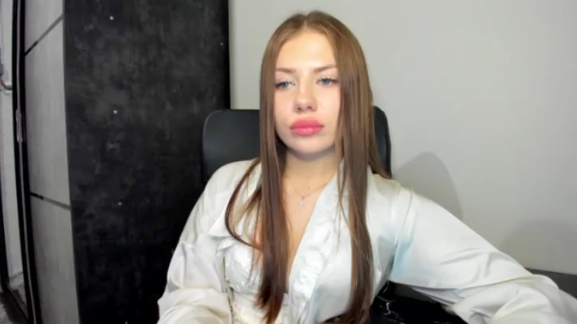 Gallery image thumbnail from FlyingDream's myfreecams stream on, 07/04/2026, 18:40 image 19 of 20