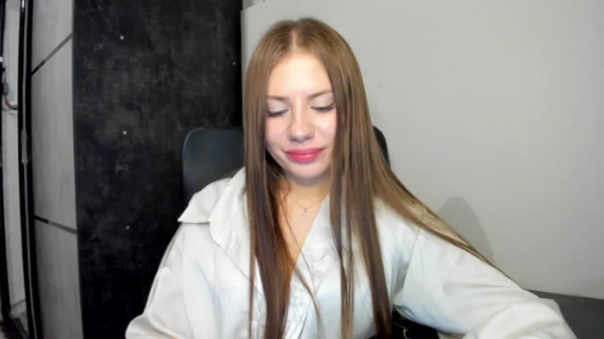 Gallery image thumbnail from FlyingDream's myfreecams stream on, 07/04/2026, 18:40 image 2 of 20