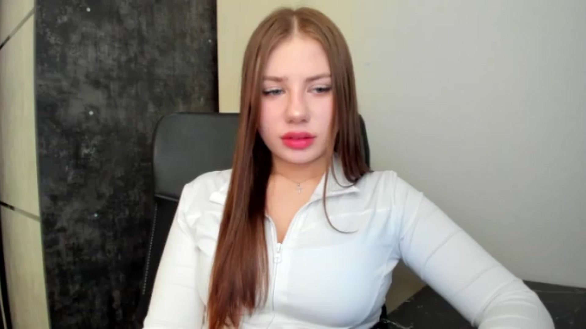 Gallery image thumbnail from FlyingDream's myfreecams stream on, 07/05/2026, 15:42 image 4 of 20