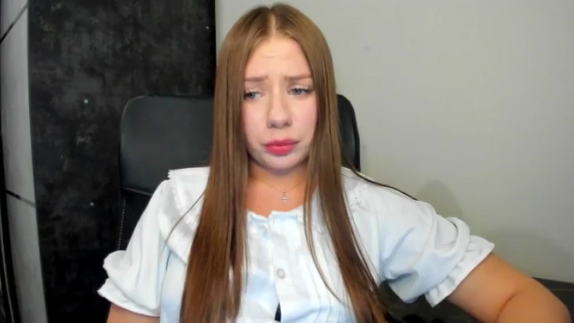 Gallery image thumbnail from FlyingDream's myfreecams stream on, 07/06/2026, 15:23 image 10 of 20