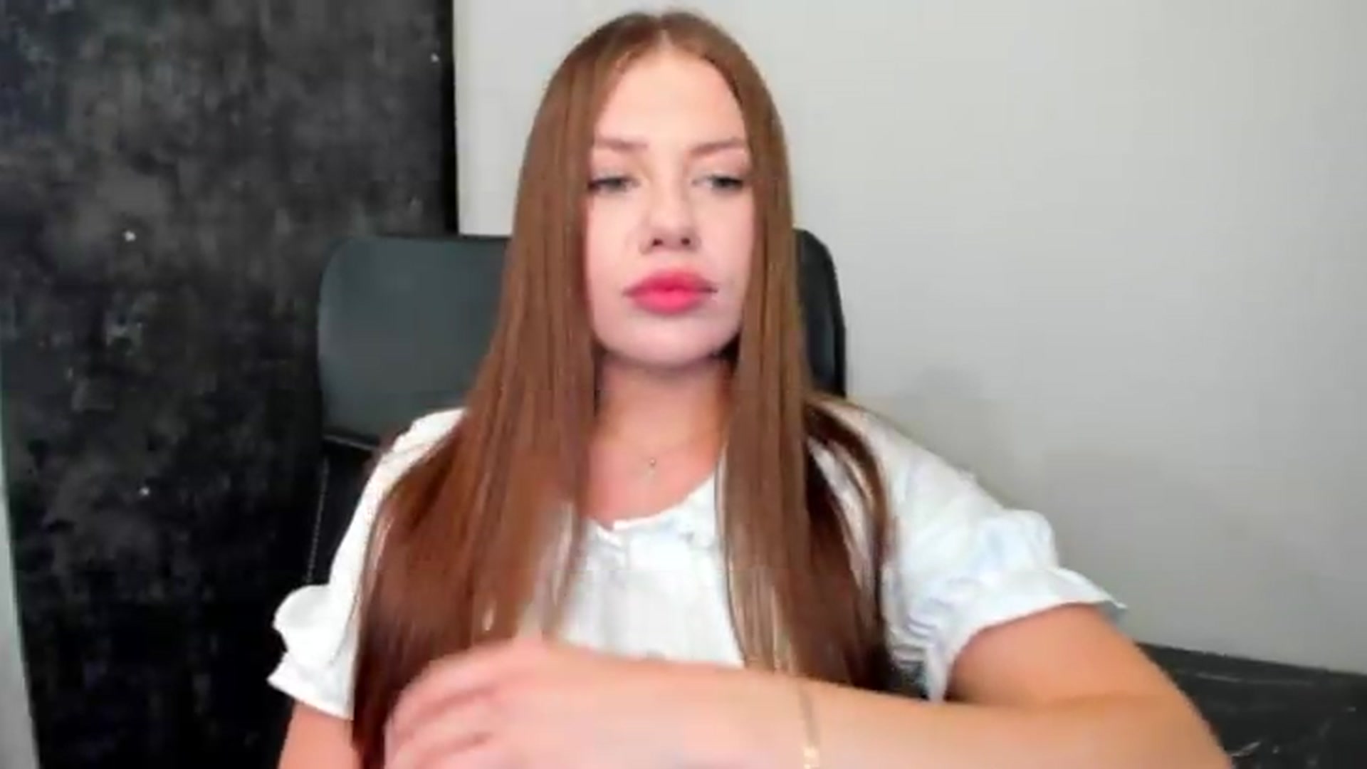 Gallery image thumbnail from FlyingDream's myfreecams stream on, 07/06/2026, 15:23 image 7 of 20