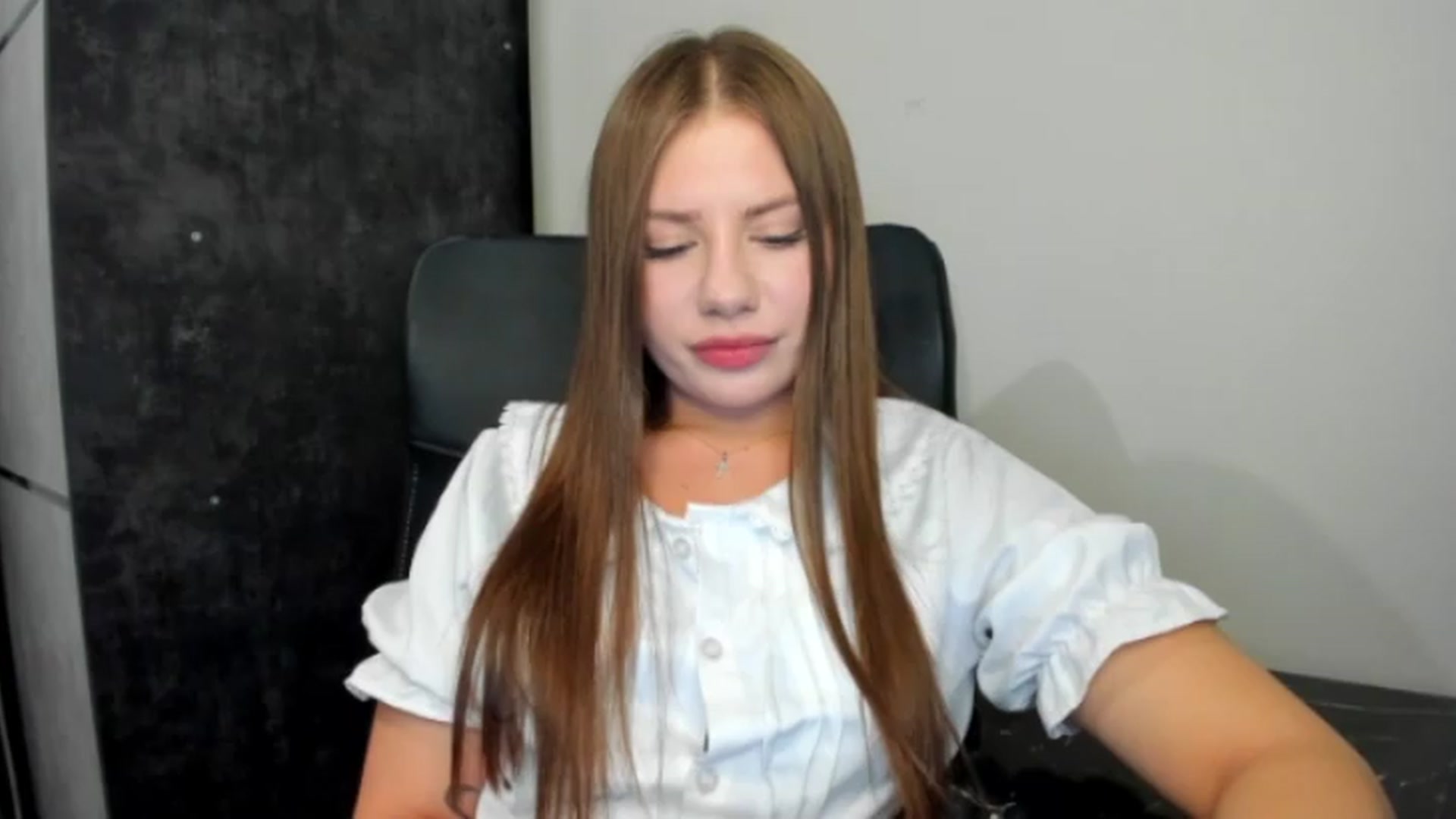 Gallery image thumbnail from FlyingDream's myfreecams stream on, 07/06/2026, 15:23 image 1 of 20