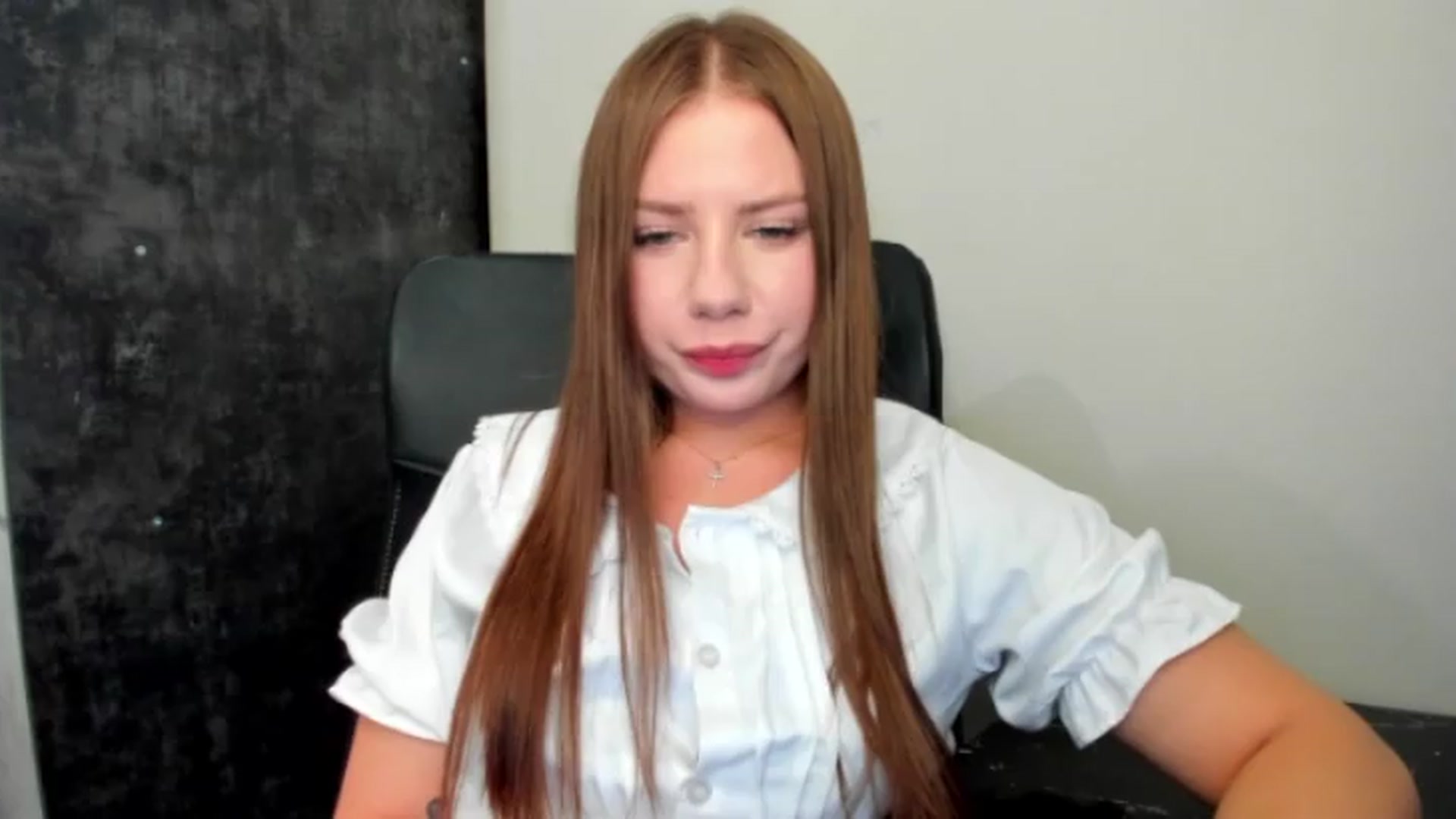 Gallery image thumbnail from FlyingDream's myfreecams stream on, 07/06/2026, 15:23 image 5 of 20