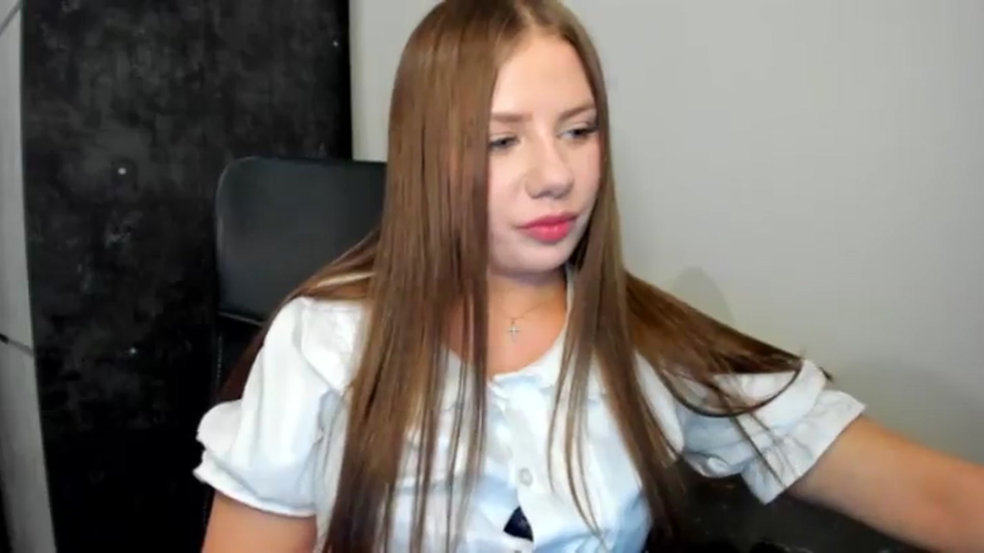 Gallery image thumbnail from FlyingDream's myfreecams stream on, 07/06/2026, 15:23 image 14 of 20