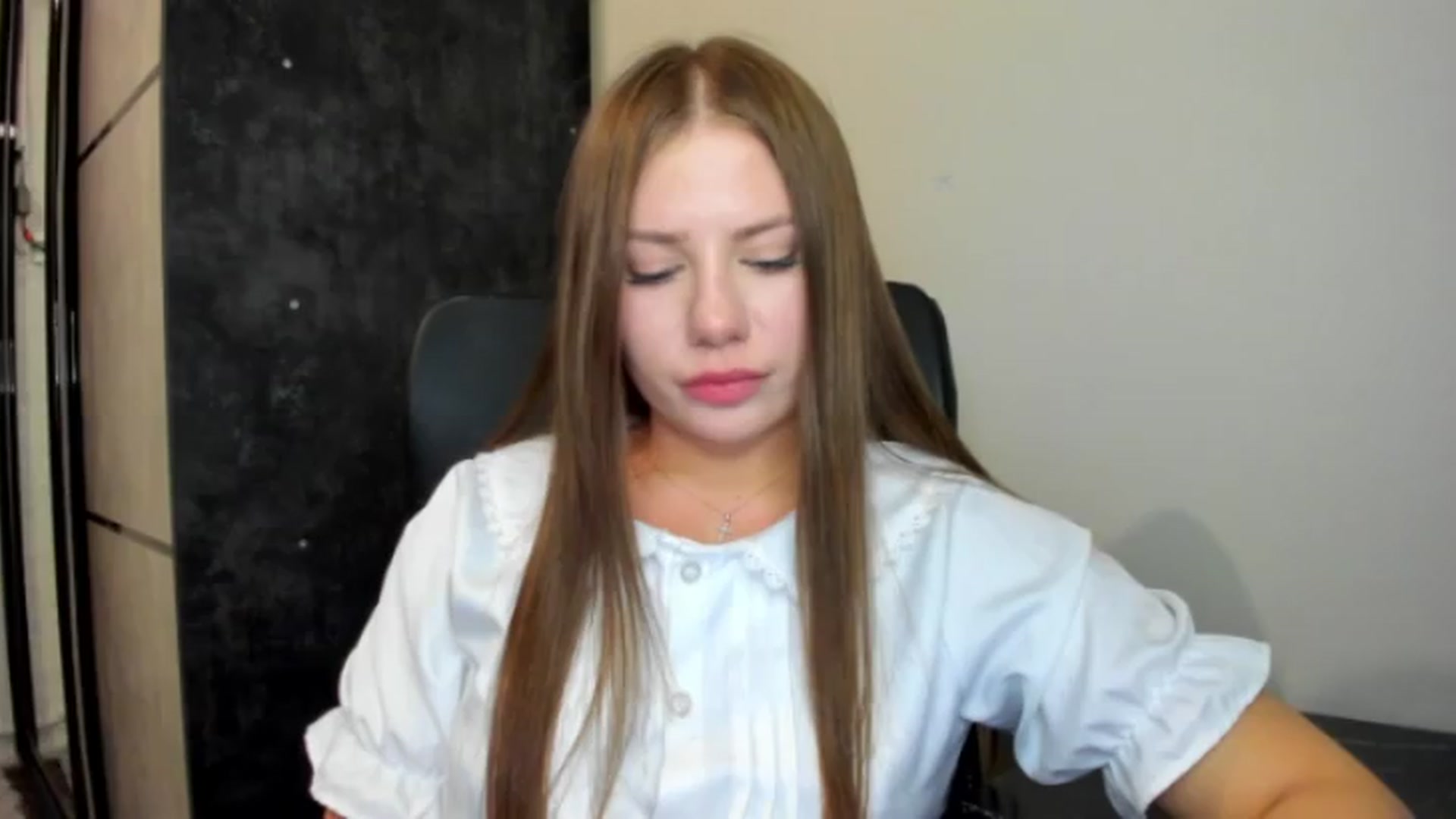 Gallery image thumbnail from FlyingDream's myfreecams stream on, 07/06/2026, 16:15 image 3 of 20