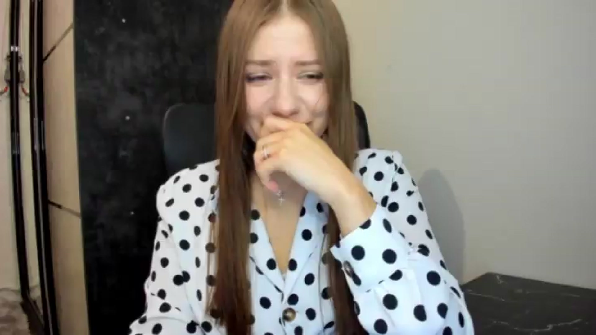 Gallery image thumbnail from FlyingDream's myfreecams stream on, 07/10/2026, 16:53 image 13 of 20