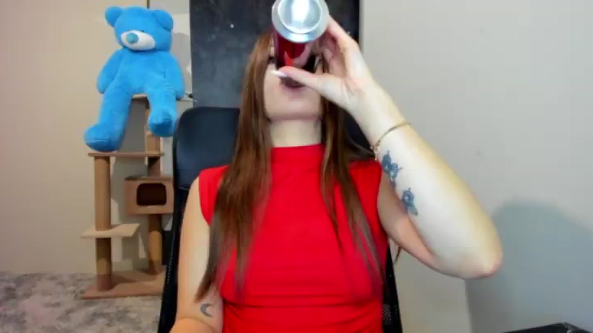 Gallery image thumbnail from FlyingDream's myfreecams stream on, 07/16/2026, 17:14 image 18 of 20