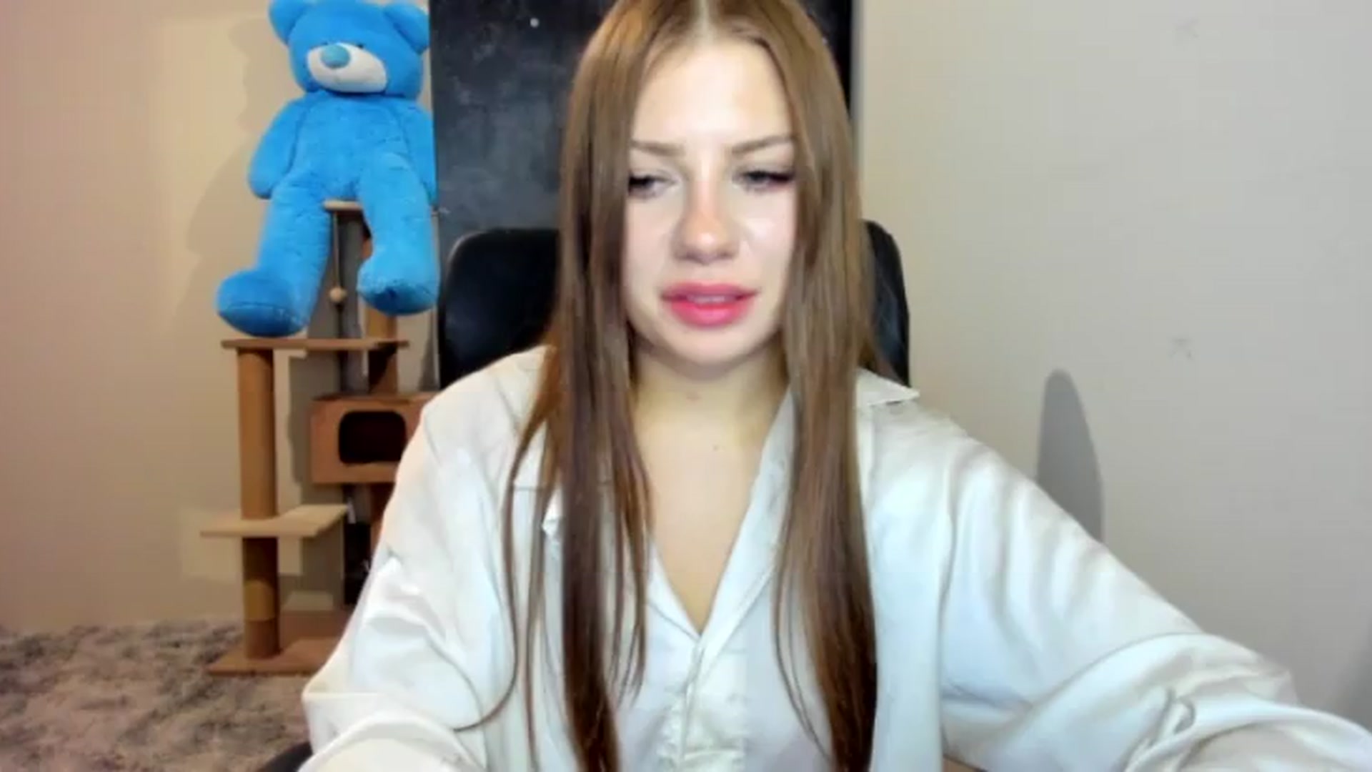 Gallery image thumbnail from FlyingDream's myfreecams stream on, 07/17/2026, 18:37 image 12 of 20