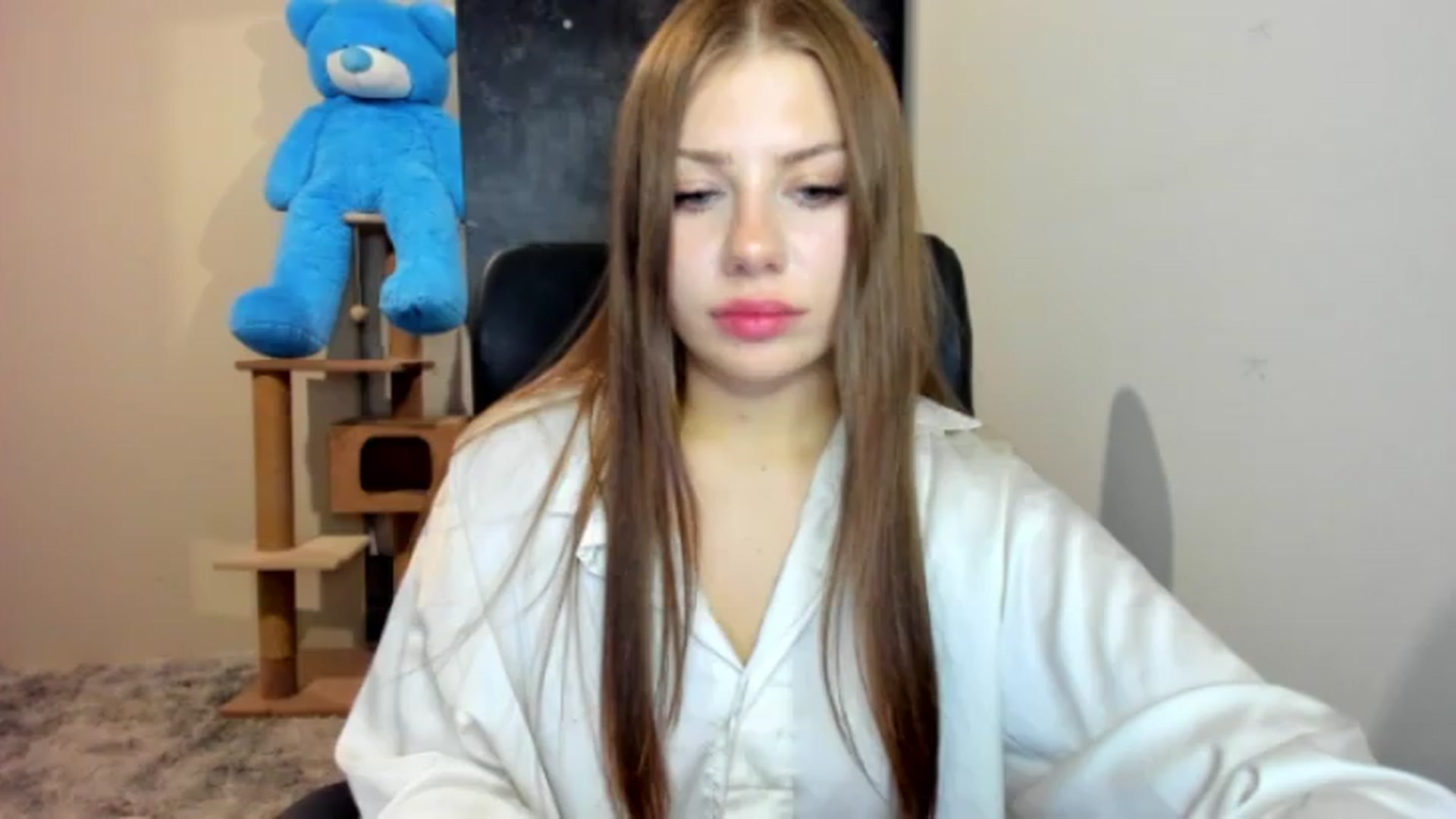 Gallery image thumbnail from FlyingDream's myfreecams stream on, 07/17/2026, 18:37 image 11 of 20