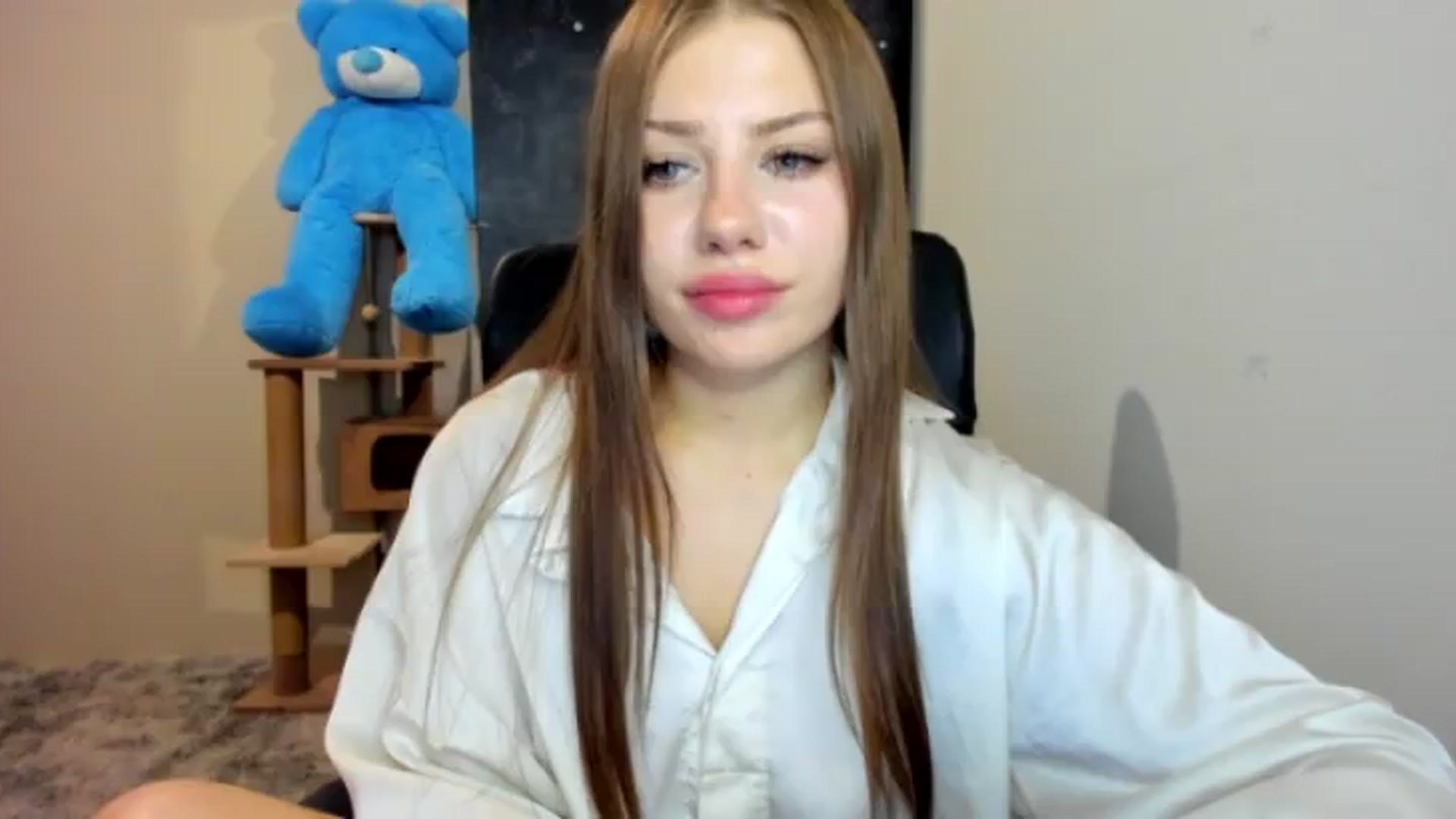 Gallery image thumbnail from FlyingDream's myfreecams stream on, 07/17/2026, 18:37 image 6 of 20