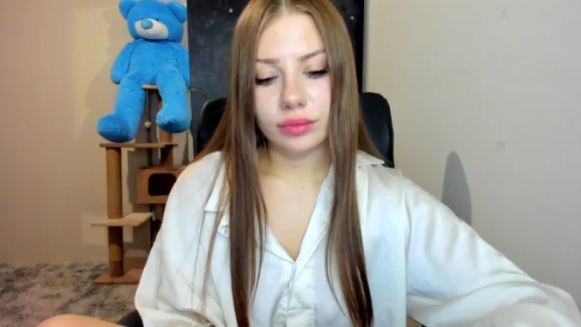 Gallery image thumbnail from FlyingDream's myfreecams stream on, 07/17/2026, 18:37 image 8 of 20