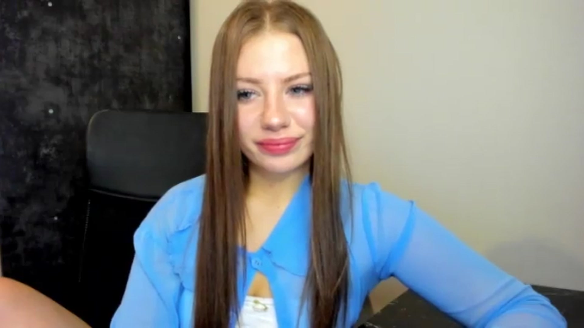 Gallery image thumbnail from FlyingDream's myfreecams stream on, 07/18/2026, 11:01 image 13 of 20