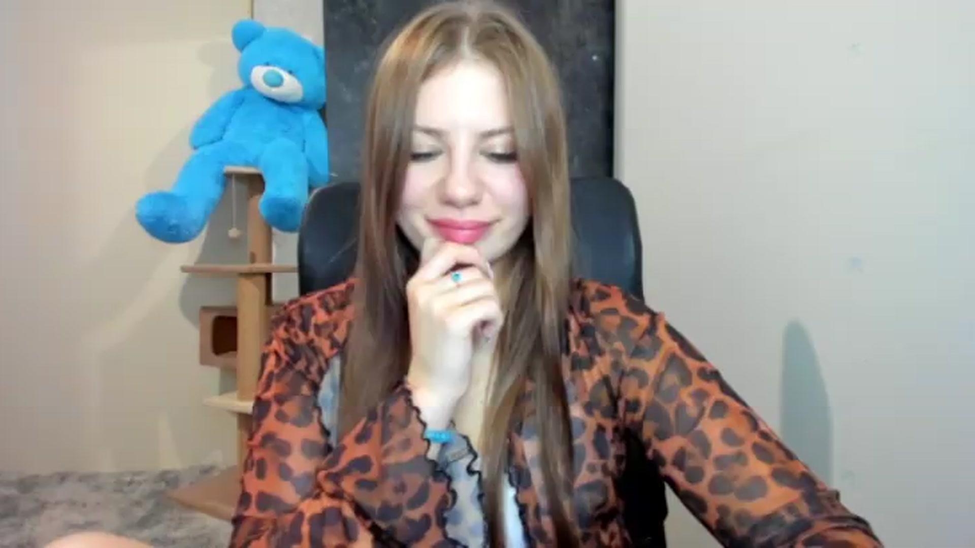Gallery image thumbnail from FlyingDream's myfreecams stream on, 07/21/2026, 15:37 image 5 of 20