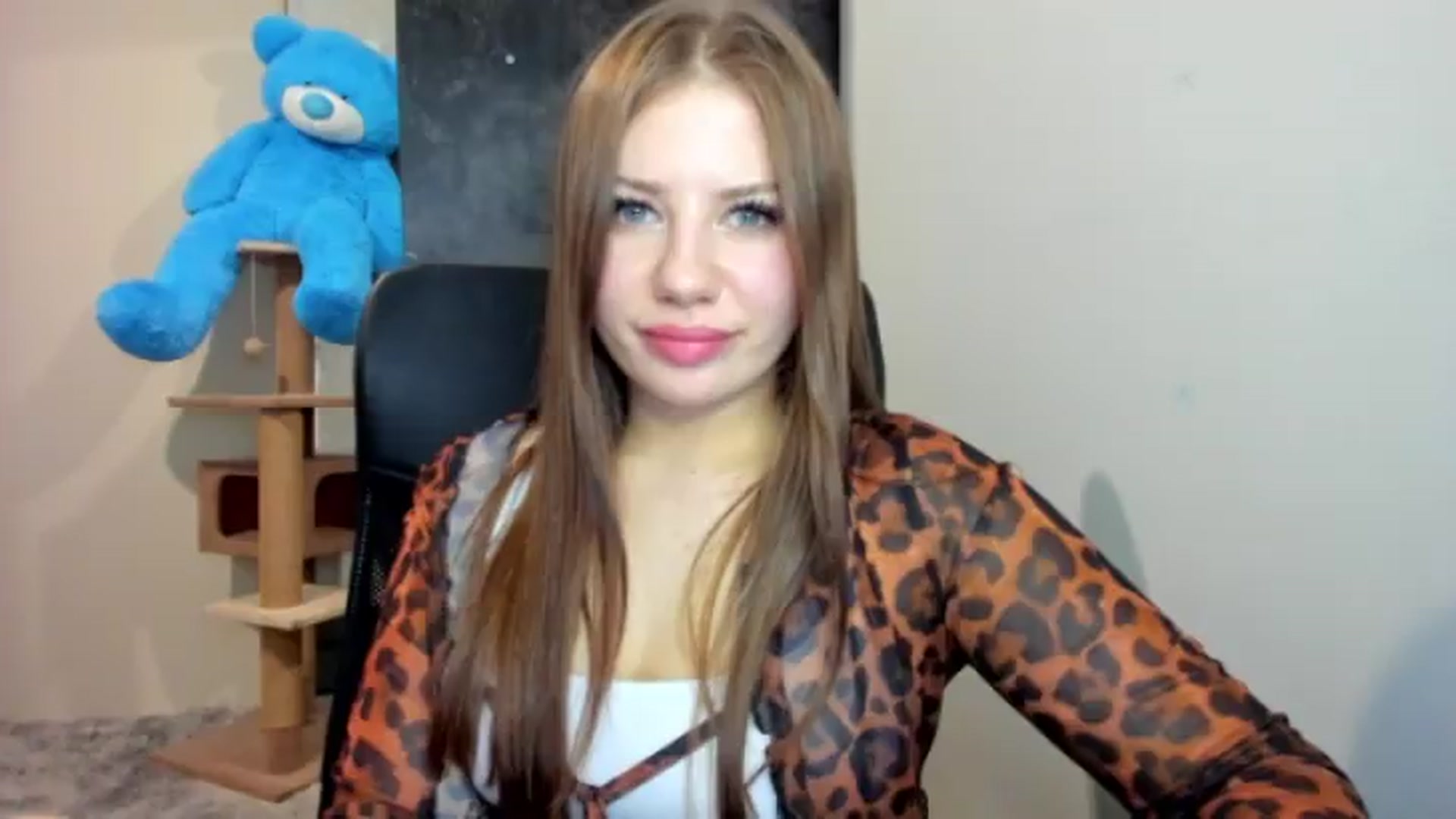 Gallery image thumbnail from FlyingDream's myfreecams stream on, 07/21/2026, 15:37 image 7 of 20