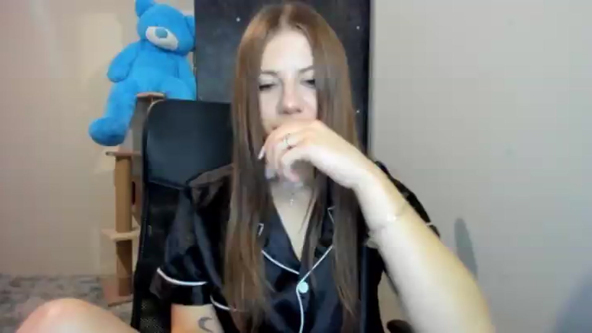 Gallery image thumbnail from FlyingDream's myfreecams stream on, 07/23/2026, 20:51 image 9 of 20