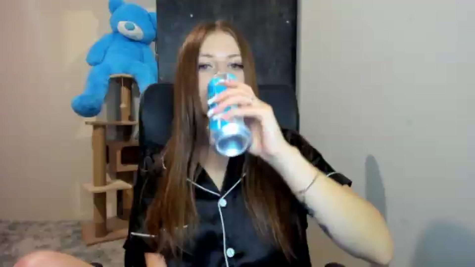 Gallery image thumbnail from FlyingDream's myfreecams stream on, 07/23/2026, 20:51 image 13 of 20