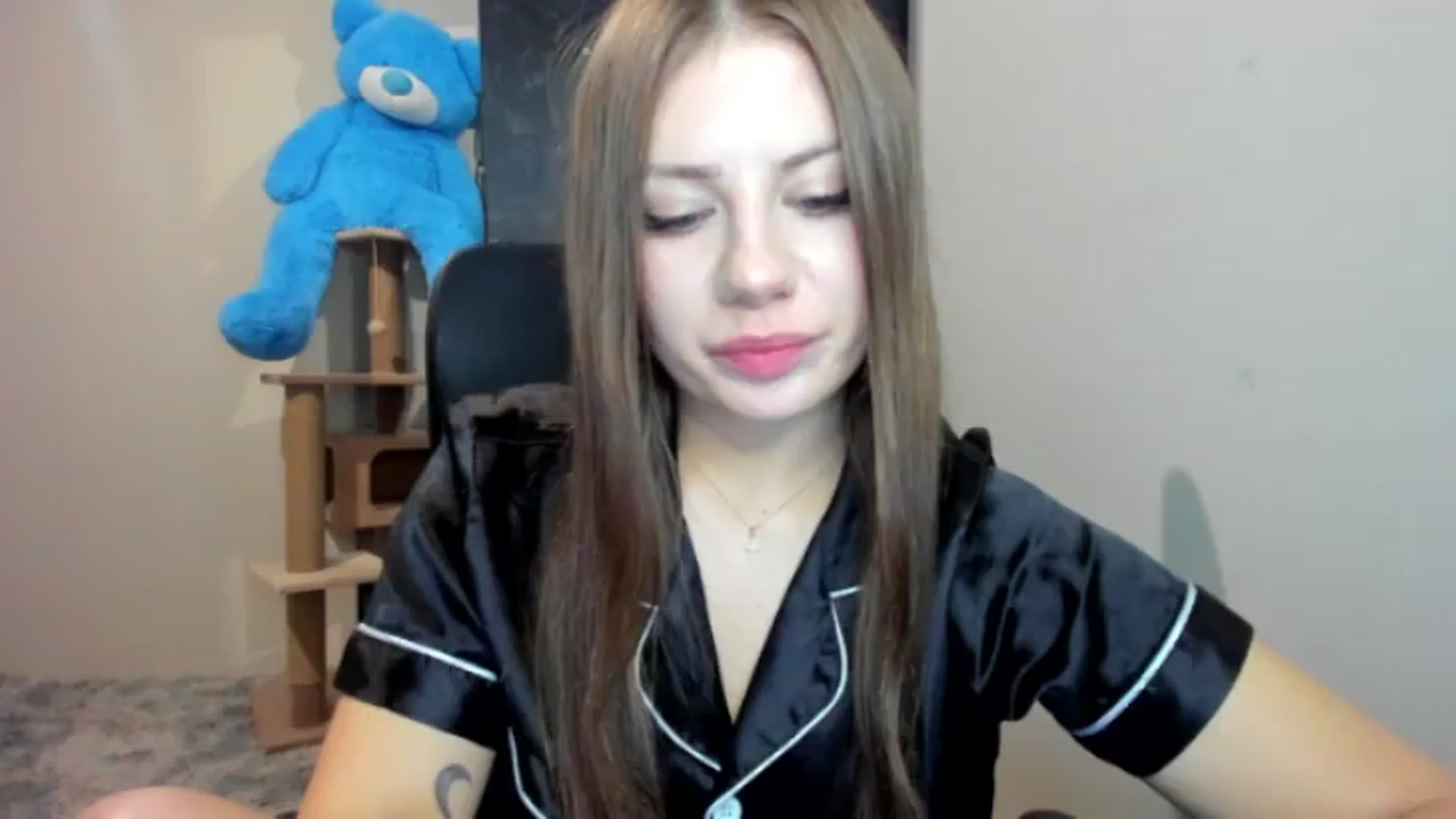 Gallery image thumbnail from FlyingDream's myfreecams stream on, 07/23/2026, 20:51 image 19 of 20