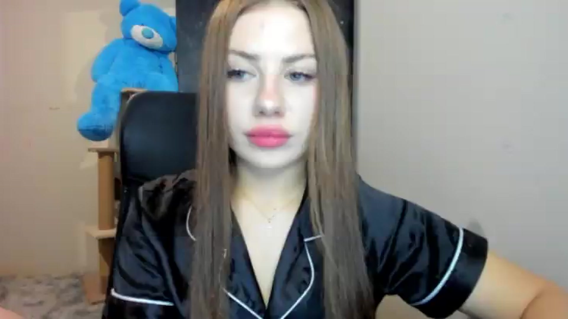 Gallery image thumbnail from FlyingDream's myfreecams stream on, 07/28/2026, 19:55 image 16 of 20