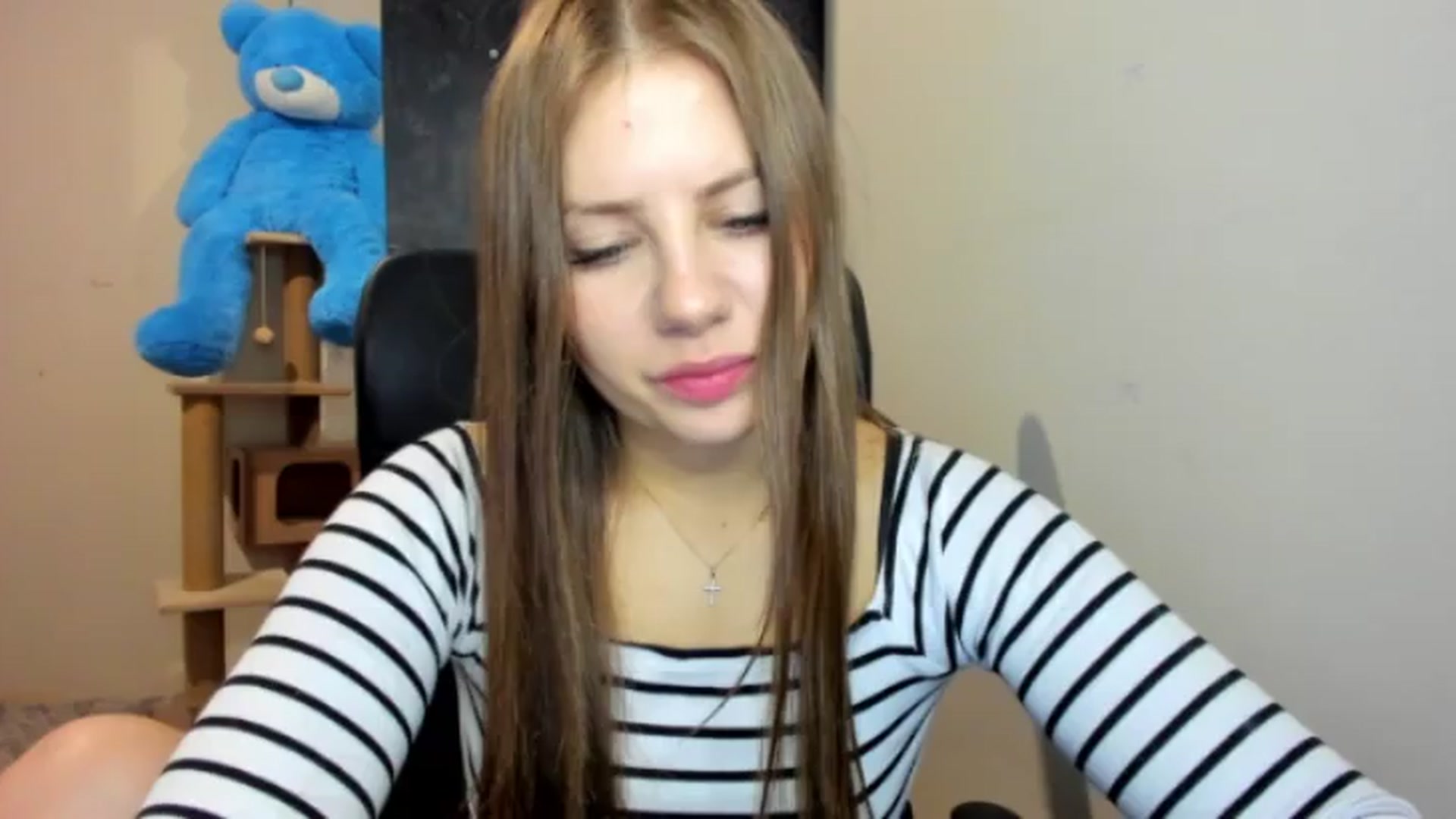 Gallery image thumbnail from FlyingDream's myfreecams stream on, 07/31/2026, 19:21 image 15 of 20
