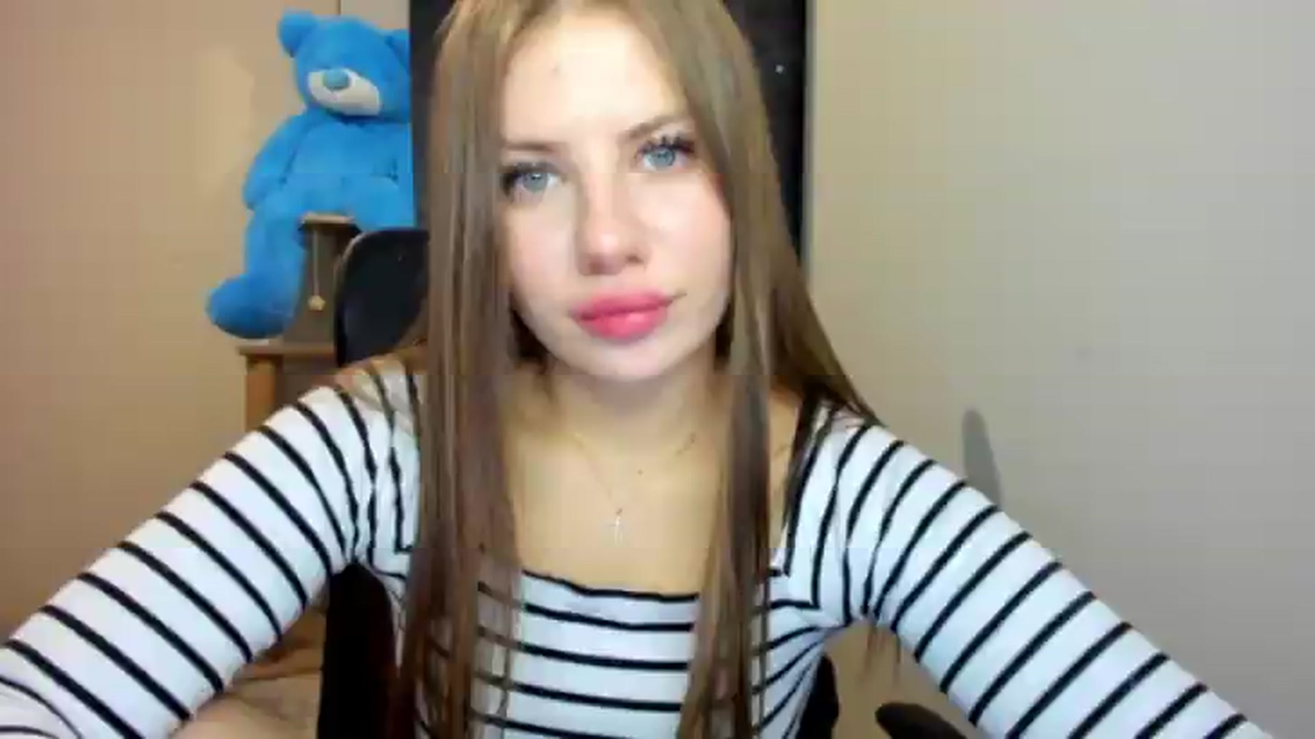 Gallery image thumbnail from FlyingDream's myfreecams stream on, 07/31/2026, 19:21 image 4 of 20