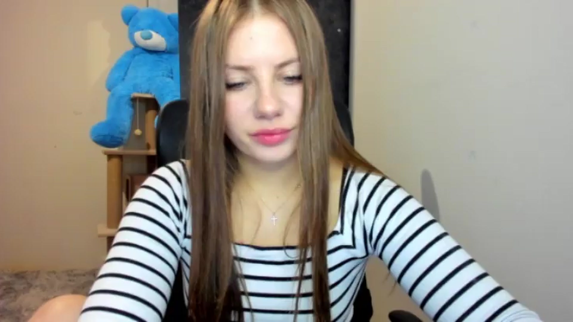 Gallery image thumbnail from FlyingDream's myfreecams stream on, 07/31/2026, 19:21 image 6 of 20