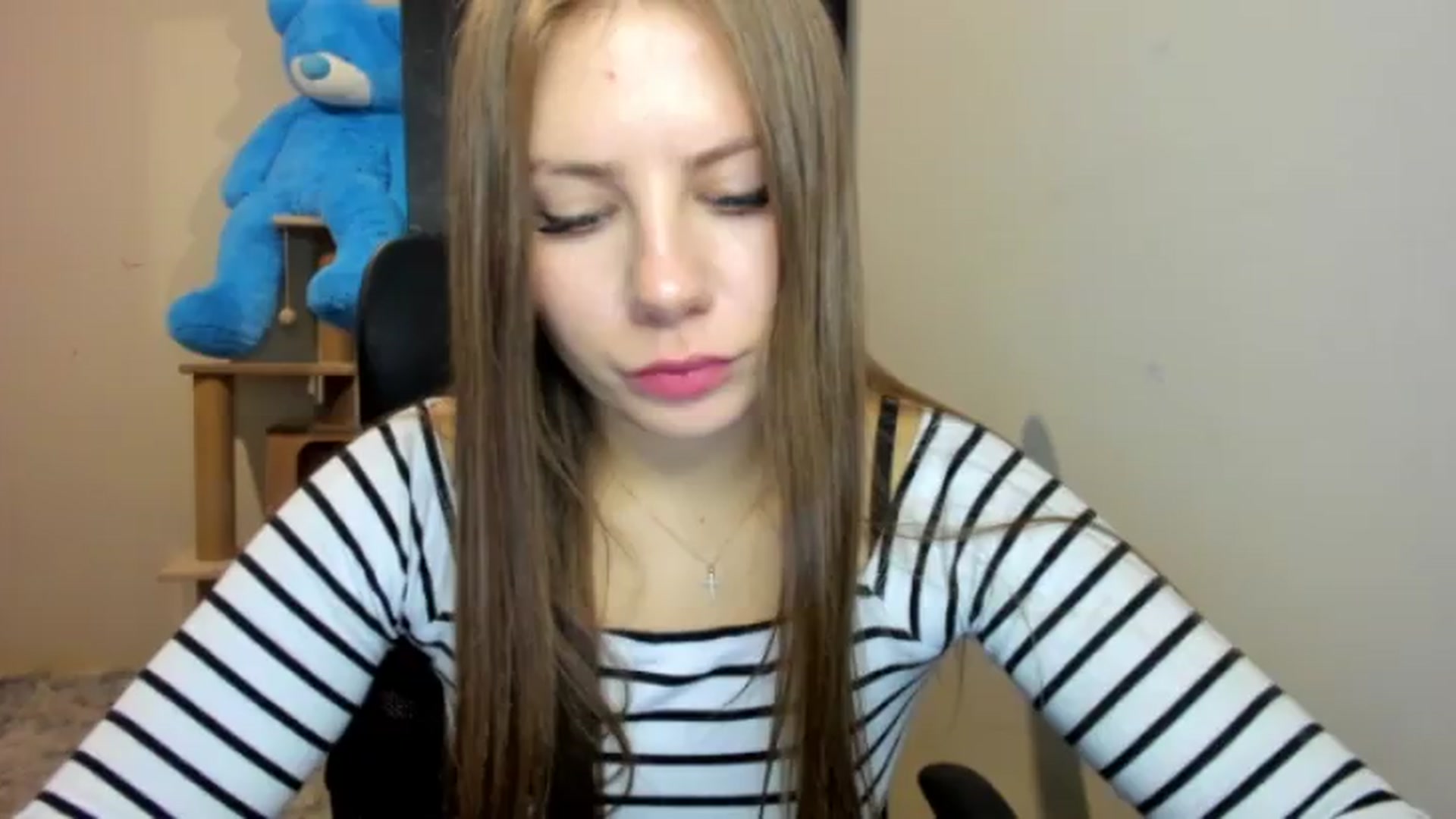 Gallery image thumbnail from FlyingDream's myfreecams stream on, 07/31/2026, 20:08 image 18 of 20