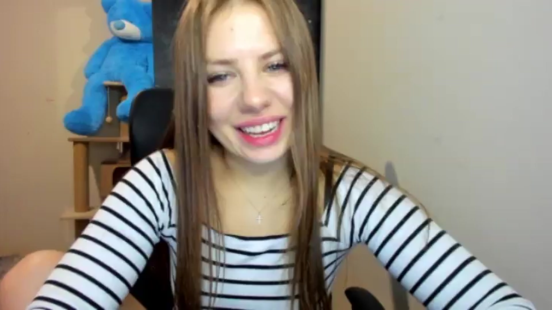 Gallery image thumbnail from FlyingDream's myfreecams stream on, 07/31/2026, 20:08 image 7 of 20
