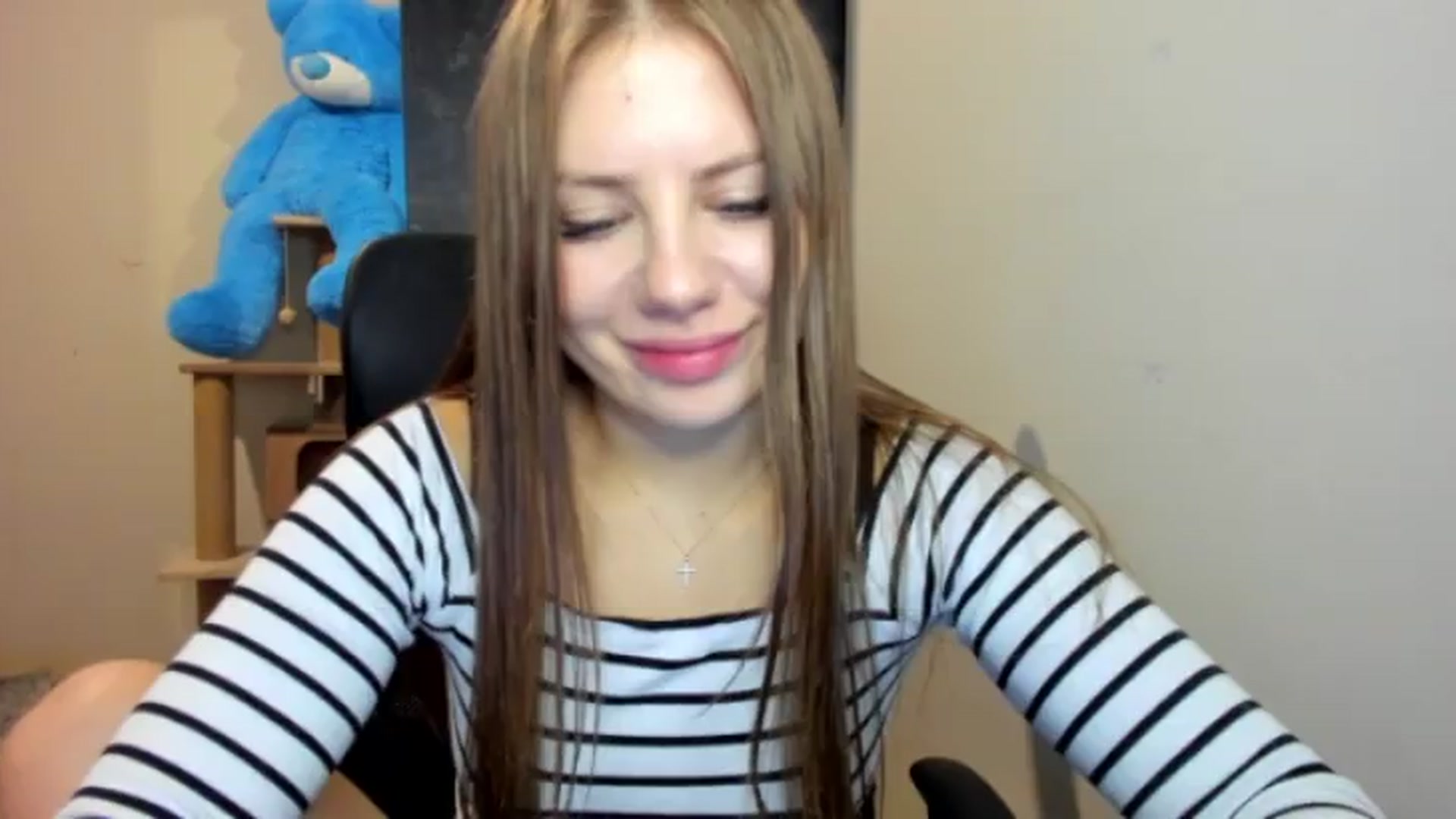 Gallery image thumbnail from FlyingDream's myfreecams stream on, 07/31/2026, 20:08 image 6 of 20