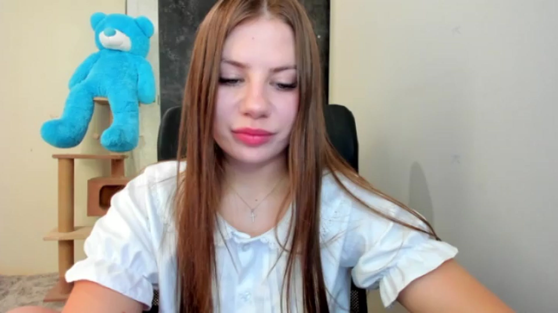 Gallery image thumbnail from FlyingDream's myfreecams stream on, 08/03/2026, 15:33 image 15 of 20
