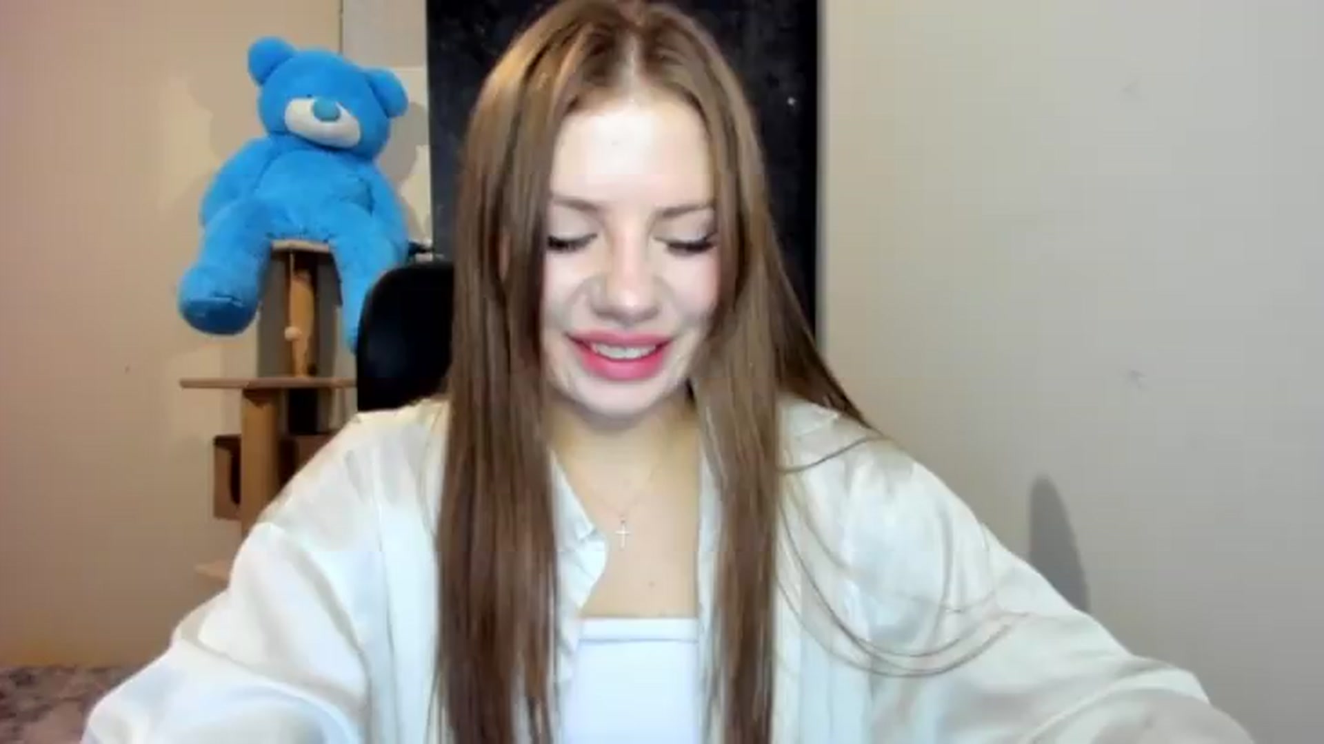 Gallery image thumbnail from FlyingDream's myfreecams stream on, 08/03/2026, 20:53 image 10 of 20
