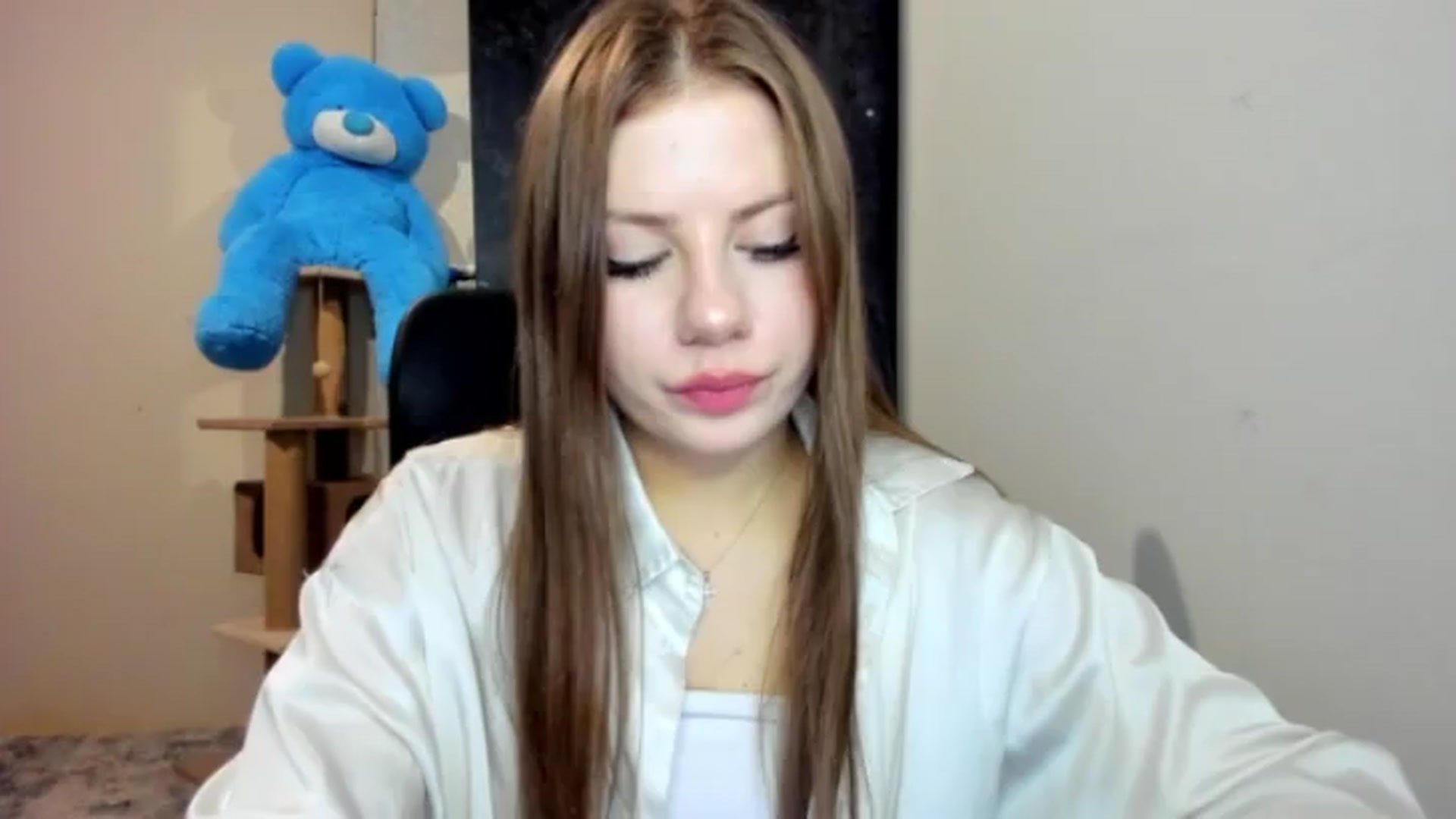 Gallery image thumbnail from FlyingDream's myfreecams stream on, 08/03/2026, 20:53 image 11 of 20