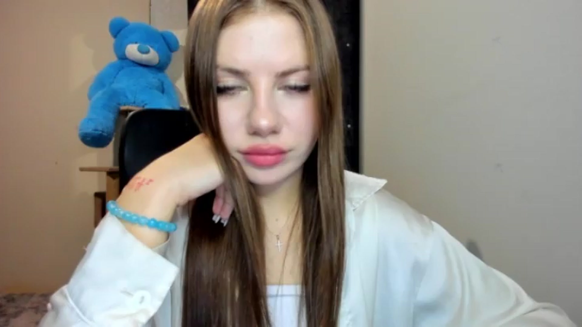 Gallery image thumbnail from FlyingDream's myfreecams stream on, 08/03/2026, 20:53 image 4 of 20