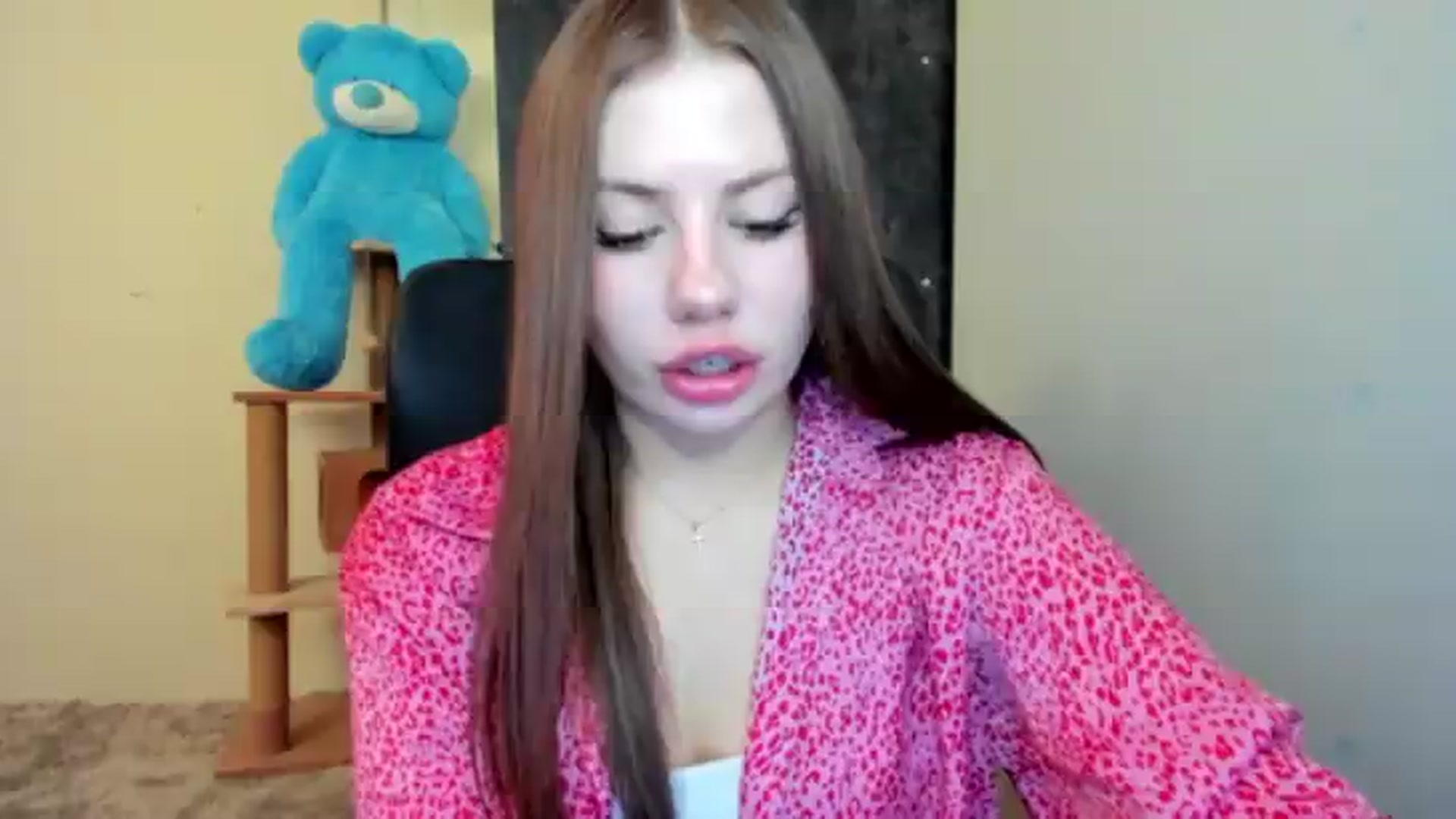 Gallery image thumbnail from FlyingDream's myfreecams stream on, 08/11/2026, 16:06 image 15 of 20
